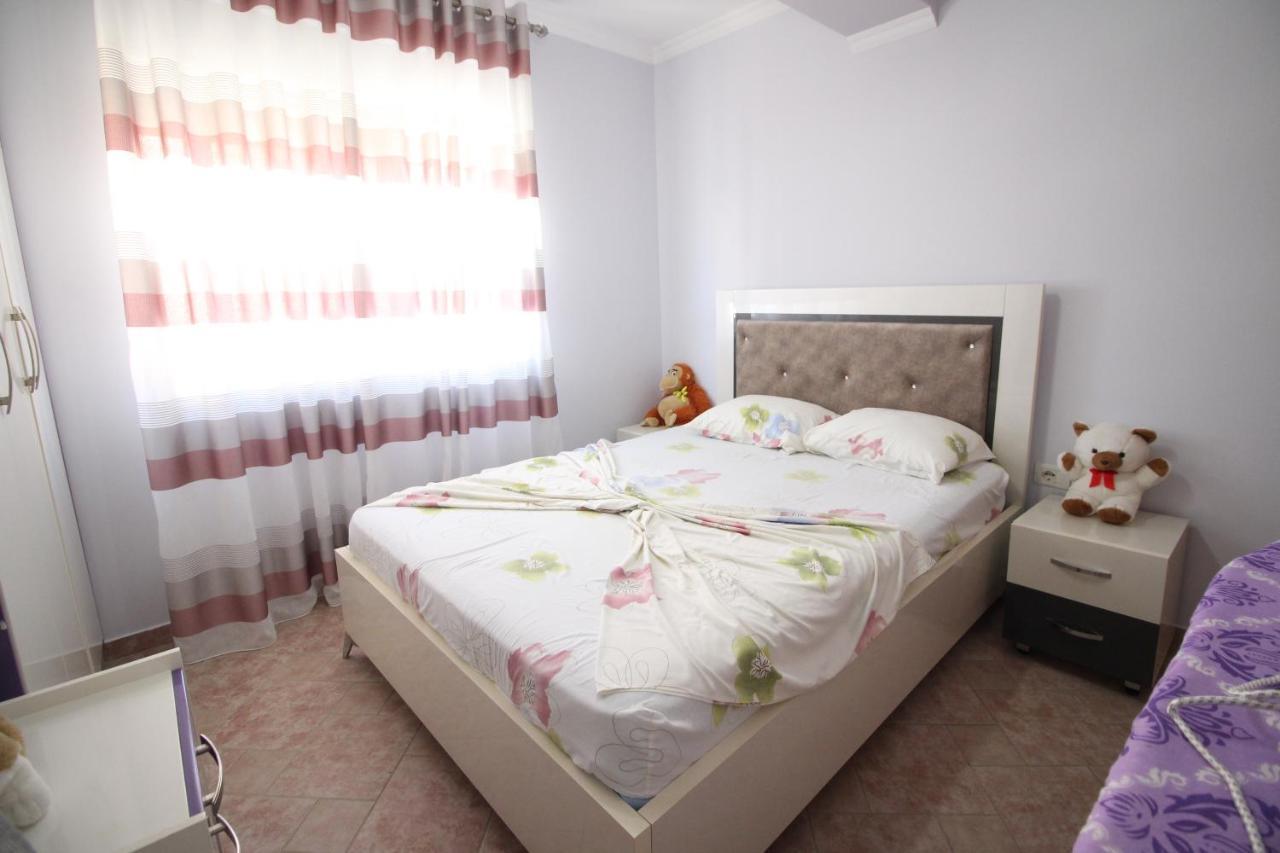 Irina Home Sarande Bagian luar foto